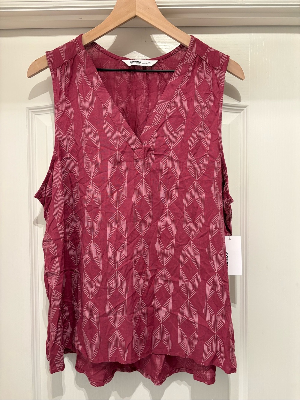 Women’s Sonoma flowy sleeveless blouse w/geometric pattern size XXL NWT